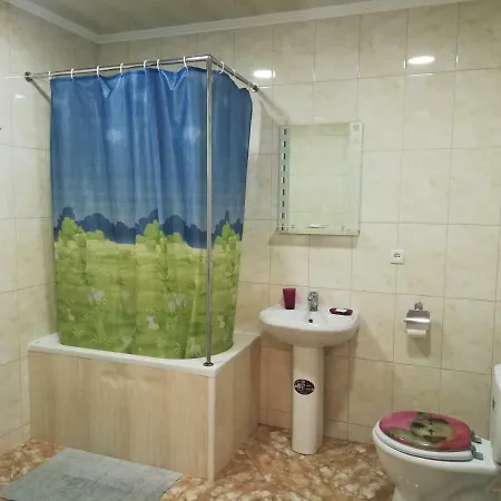 卡马妮娜旅馆