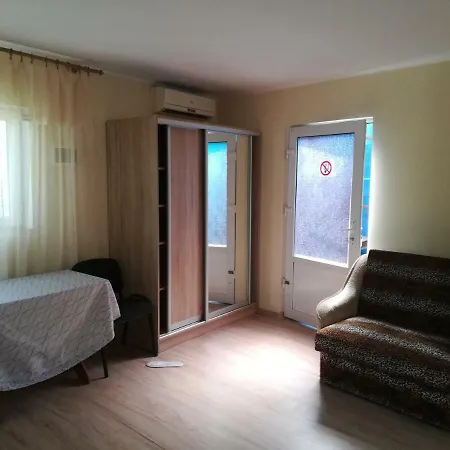 Apartment Apartments Kamanina Street Odesa