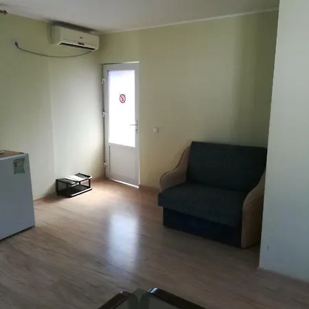 Apartment Apartments Kamanina Street *